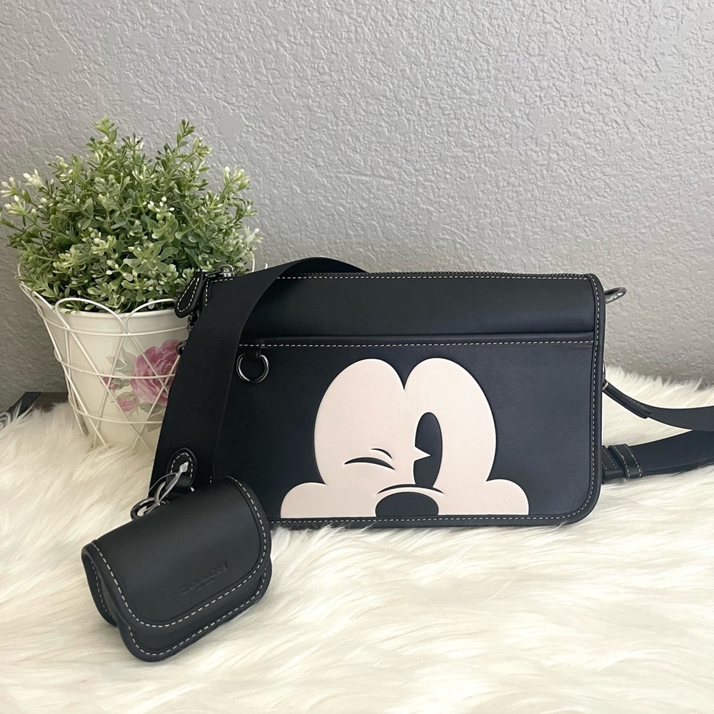 NWT Disney X Coach Heritage Convertible Crossbody With Wink Mickey Mouse CM030